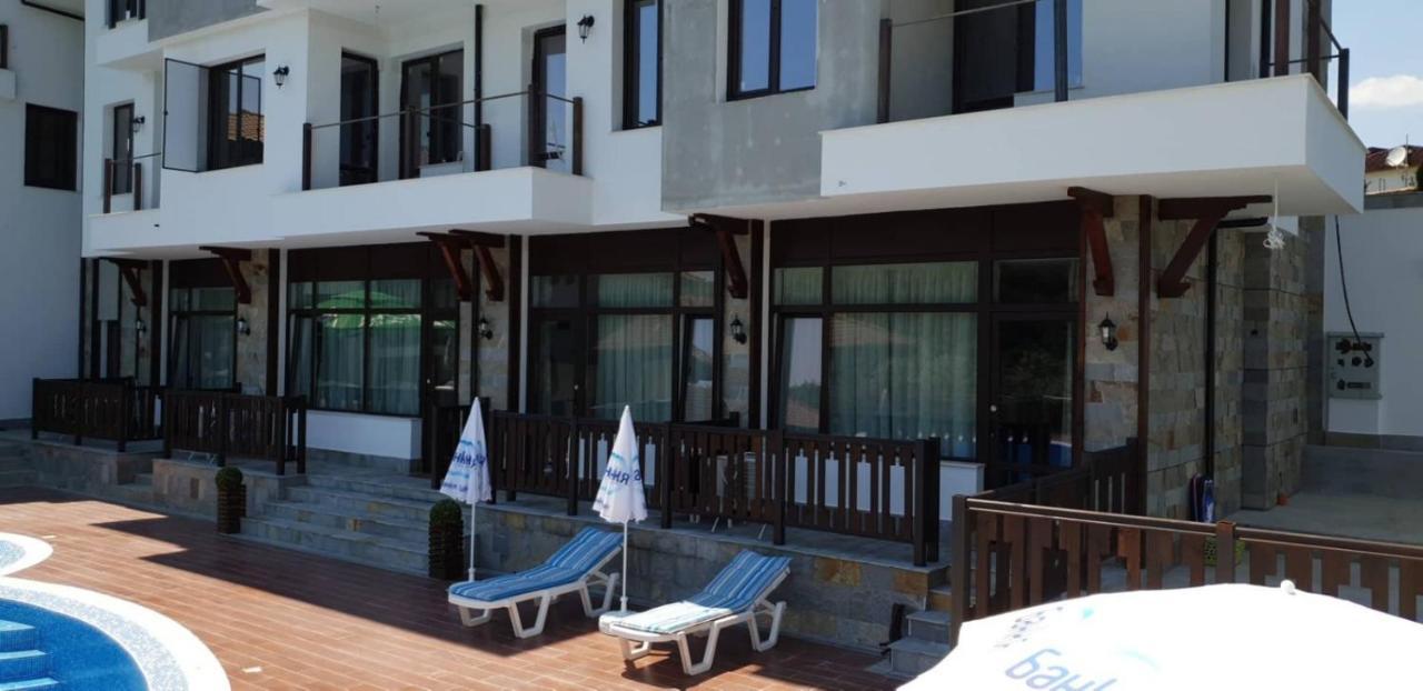 St George Apartcomplex Škorpilovci Exteriér fotografie